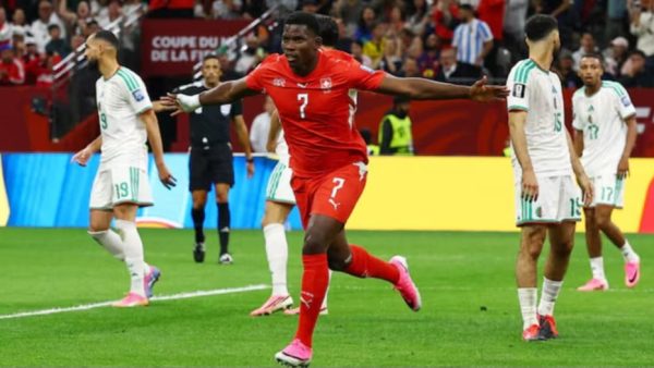 مونديال 2026:منتخب سويسرا يزيح منتخب الجزائر ويعبر للثمن