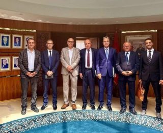 تنصيب أعضاء اللجنة المؤقتة المكلفة بممارسة مهام المجلس الوطني للصحافة