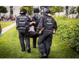 توجيه الاتهام إلى ستّيني قام  باغـ ـتصـ ـاب 14 امرأة بعد تخديرهن
