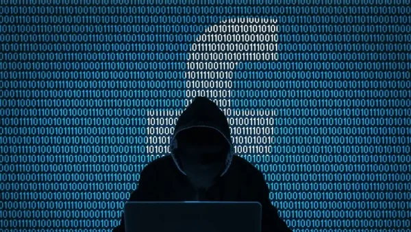 عون سلطة ينشئ صفحة مجهولة باسم سيدة للإنتقام من المسؤولين ورجال السلطة بالمحمدية