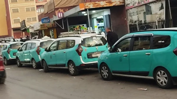هل سيضع رجال الأمن والسلطات المحلية والجماعة والعمالة  حدا لفوضى سيارات الأجرة الكبيرة بالمحمدية