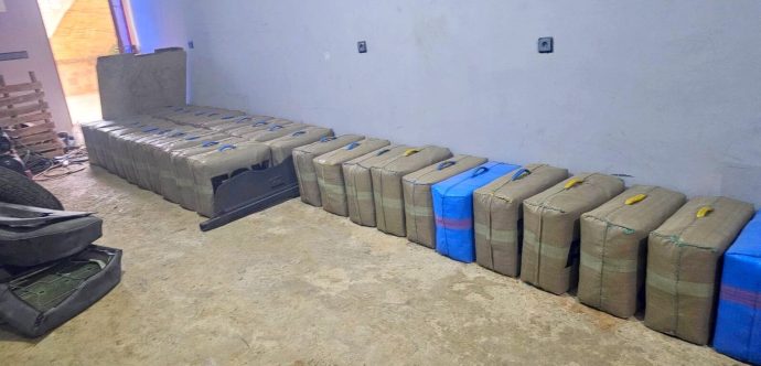 المركز القضائي للدرك الملكي  بتاركيست  يواصل الأبحاث في قضية حجز 7 أطنان من الشيرا بكثامة