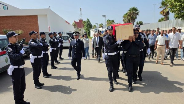 صور لتشييع جنازة الشرطي شهيد الغدر بالرصـ ـاص بالحسيمة