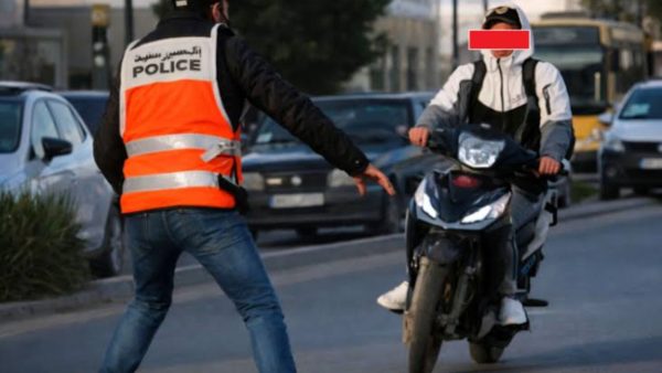 الدارالبيضاء….توقيف 8 أشخاص في قضية  رشق عناصر أمنية بالحجارة