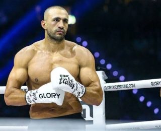 الشرطة الهولندية توقف البطل العالمي في  الكيك بوكسينغ بدر هاري