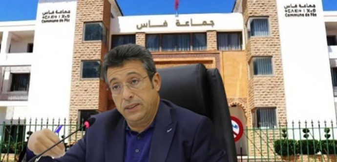 فاس….لوائح العمال العرضيين بجماعة فاس تثير أسئلة حول معايير الاستفادة والشفافية
