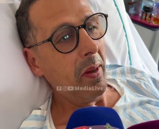 لخصم مصطفى يكشف أن والدته أصيبت بأزمة قلبية وترقد معه بنفس المصحة