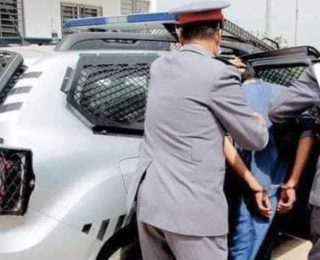 المحمدية.. دورية للدرك الملكي تطيح بسيارة ” مُقرْقبة ” وتوقيف شخصين