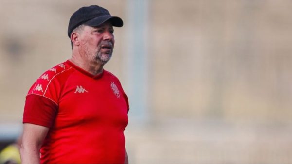الوداد البيضاوي ينفصل عن المدرب البرتغالي باولو سيرجيو بالتراضي