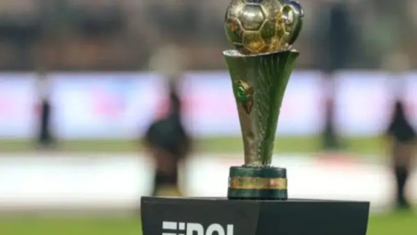 قرعة كأس الكونفدرالية تضع الرجاء مع الأهلي المصري مجددا