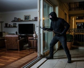 توقيف لص نفد 30 سرقة لمجوهرات بشقق فاخرة بالبيضاء وبوسكورة والمحمدية