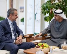زيارة ماكرون لدول  الخليج….. رحلة استجداء صريحة للنفط والديزل