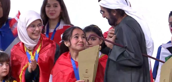 تتويج الفائزين في مسابقة “تحدي القراءة العربي 2026” بالإمارات ( فيديو )